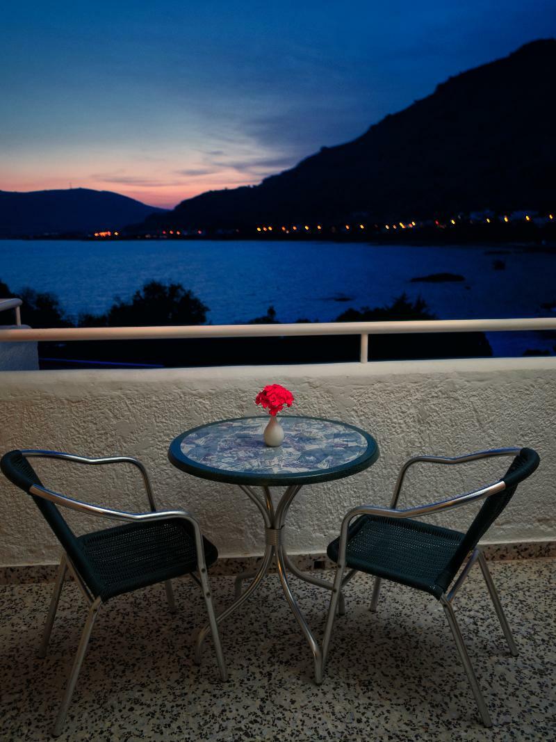 Anthi Maria Beach Apartments Pefki Eksteriør billede
